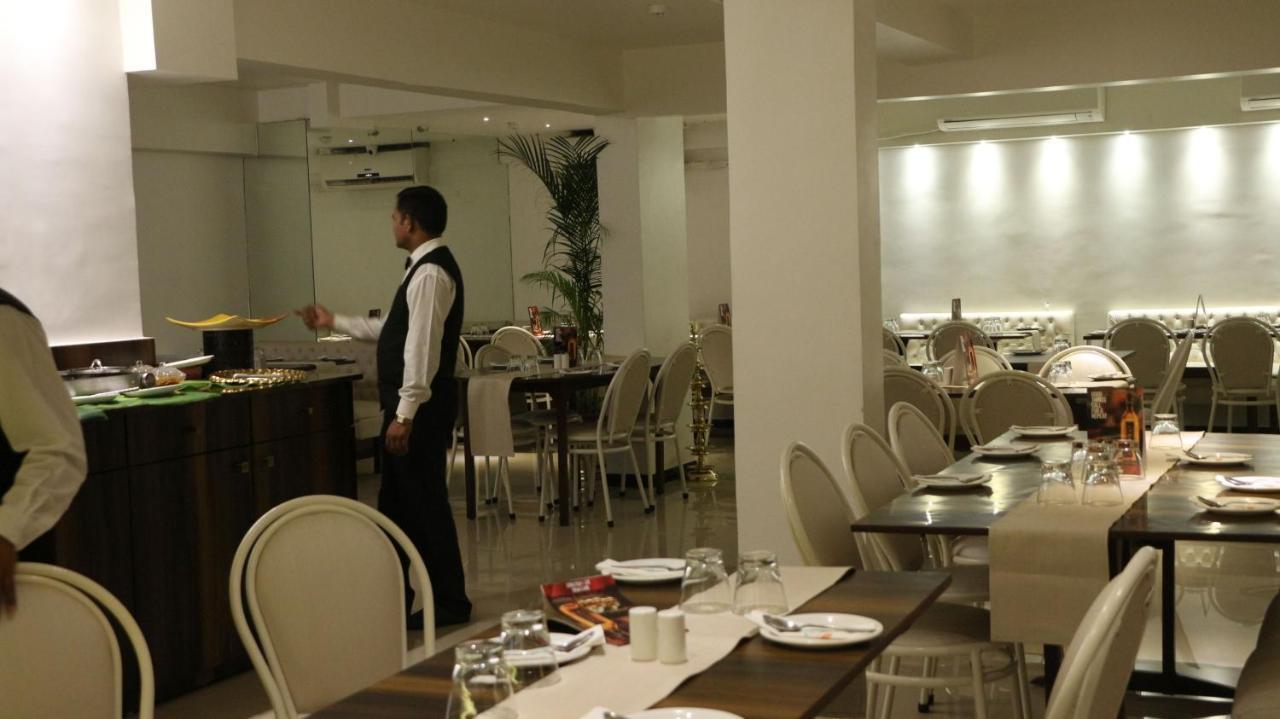 Hotel Samraj Βομβάη Εξωτερικό φωτογραφία